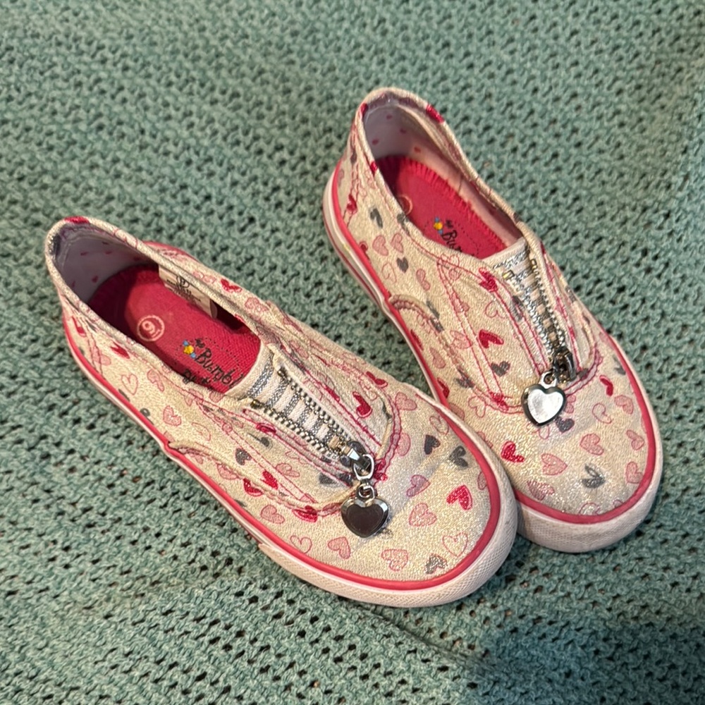 5/$25 9 Kids Pink Heart Slip-On Sneakers
